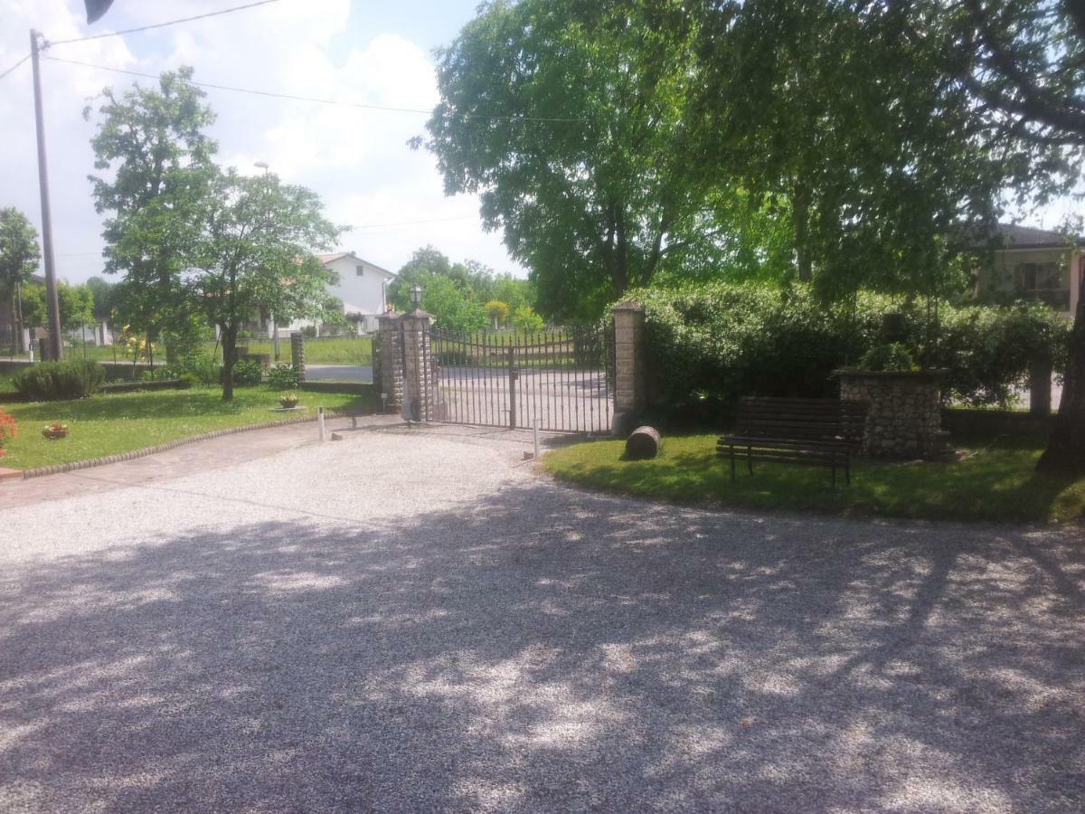 Antico Borgo Leone Bed and Breakfast Rauscedo Buitenkant foto